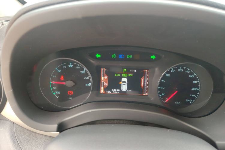 Used BYD Song New Energy 2017 Song DM 1.5TID All-Wheel Drive Luxury Model Instrument Cluster
