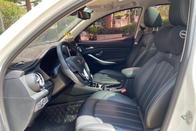 Used BYD Song New Energy 2019 Song DM 1.5TID Smart Connect Premium Model Interior 3
