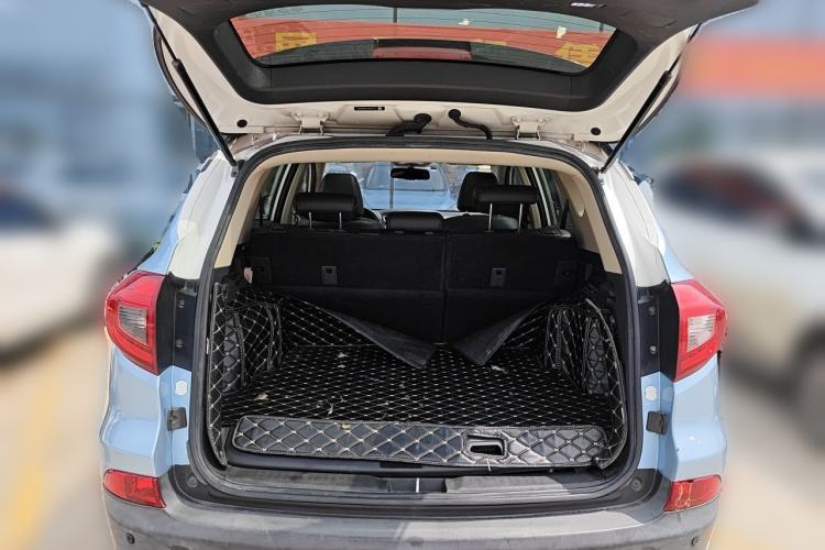 Used BYD Song New Energy 2017 Song DM 1.5TID All-Wheel Drive Prestige Model Trunk