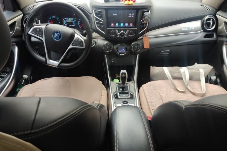 Used BYD Song New Energy 2017 Song EV300 Prestige Model Center Console