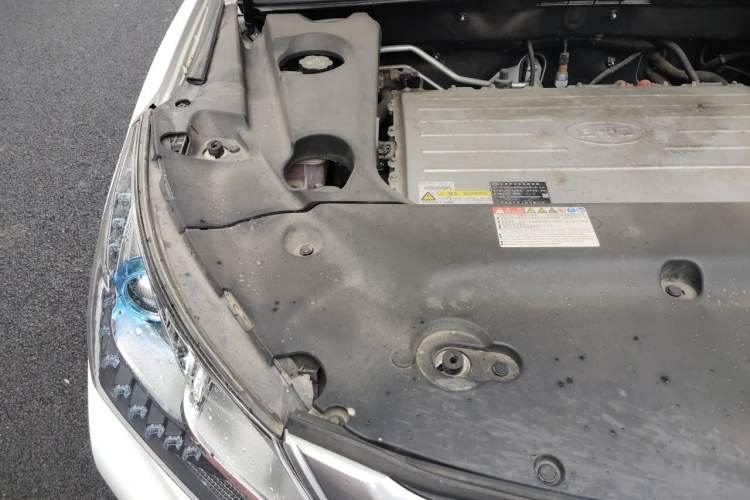 Used BYD Song New Energy 2017 Song EV300 Prestige Model Engine Bay Right