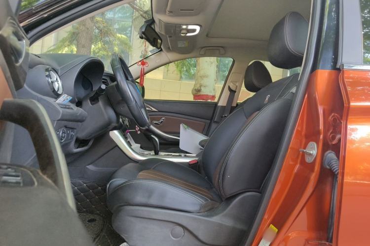 Used BYD Song New Energy 2017 Song DM 1.5TID All-Wheel Drive Luxury Model Left Front Seat