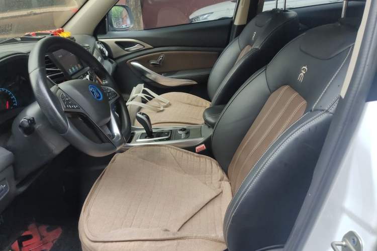 Used BYD Song New Energy 2017 Song EV300 Prestige Model Left Front Seat