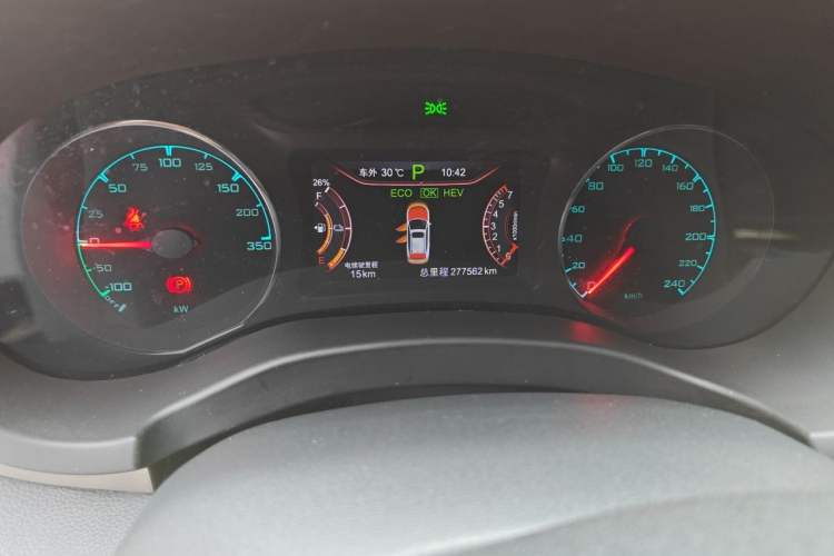 Used BYD Song New Energy 2017 Song DM 1.5TID All-Wheel Drive Luxury Model Odometer Close Up