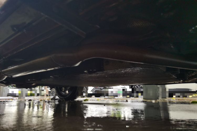 Used BYD Song New Energy 2017 Song DM 1.5TID All-Wheel Drive Prestige Model Chassis Front Right