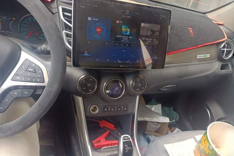 Used BYD Song New Energy 2017 Song DM 1.5TID All-Wheel Drive Luxury Model Audio And AC Panel