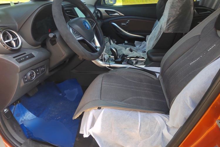 Used BYD Song New Energy 2017 Song EV300 Prestige Model Driver Seat