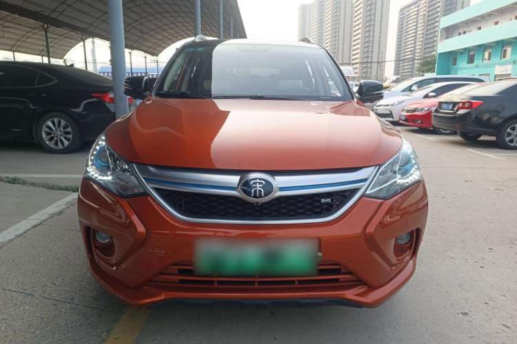 Used BYD Song New Energy 2017 Song DM 1.5TID All-Wheel Drive Luxury Model Front