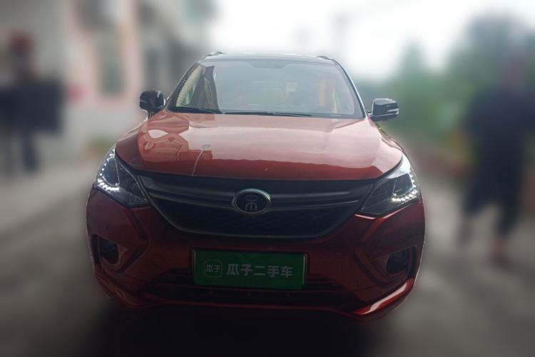 Used BYD Song New Energy 2017 Song DM 1.5TID All-Wheel Drive Luxury Model Front