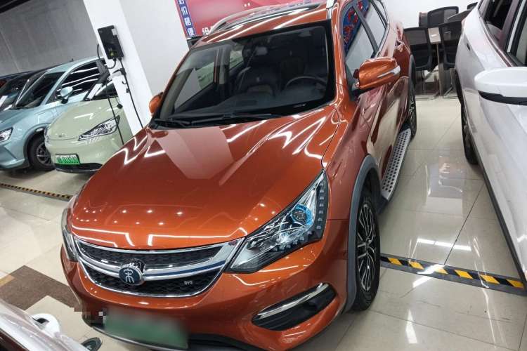 Used BYD Song New Energy 2017 Song DM 1.5TID All-Wheel Drive Luxury Model Front