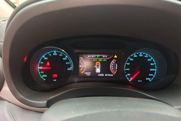 Used BYD Song New Energy 2017 Song DM 1.5TID All-Wheel Drive Luxury Model Instrument Cluster