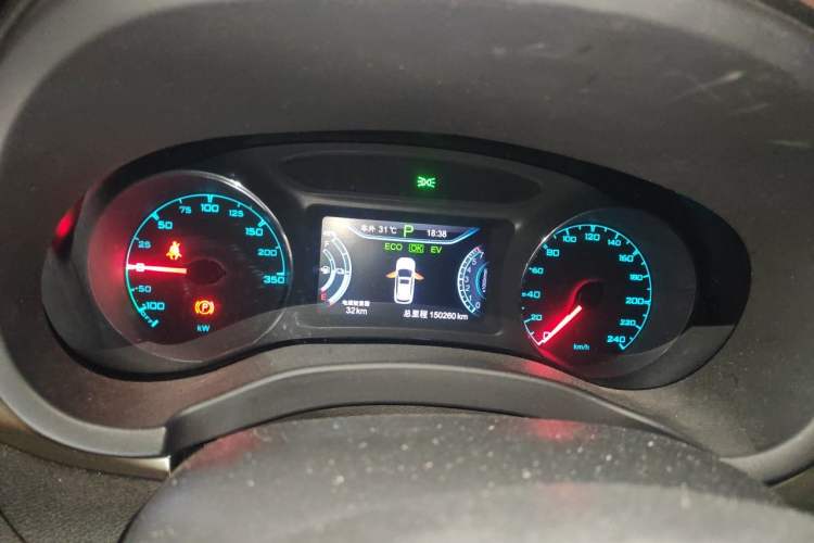 Used BYD Song New Energy 2017 Song DM 1.5TID All-Wheel Drive Prestige Model Instrument Cluster