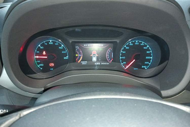 Used BYD Song New Energy 2017 Song DM 1.5TID All-Wheel Drive Luxury Model Instrument Cluster