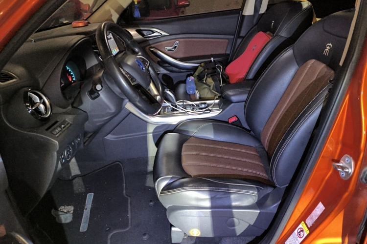 Used BYD Song New Energy 2017 Song DM 1.5TID All-Wheel Drive Prestige Model Left Front Seat
