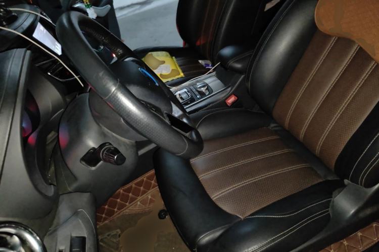 Used BYD Song New Energy 2017 Song DM 1.5TID All-Wheel Drive Prestige Model Left Front Seat
