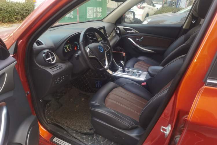 Used BYD Song New Energy 2017 Song EV300 Prestige Model Left Front Seat