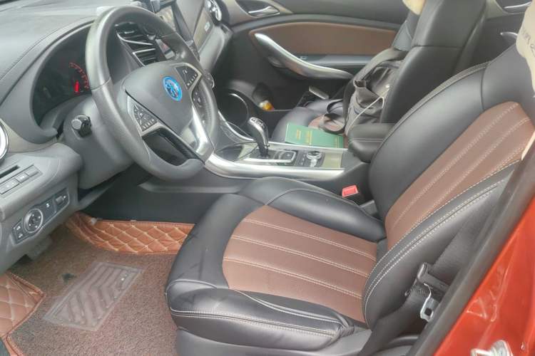 Used BYD Song New Energy 2017 Song DM 1.5TID All-Wheel Drive Luxury Model Left Front Seat