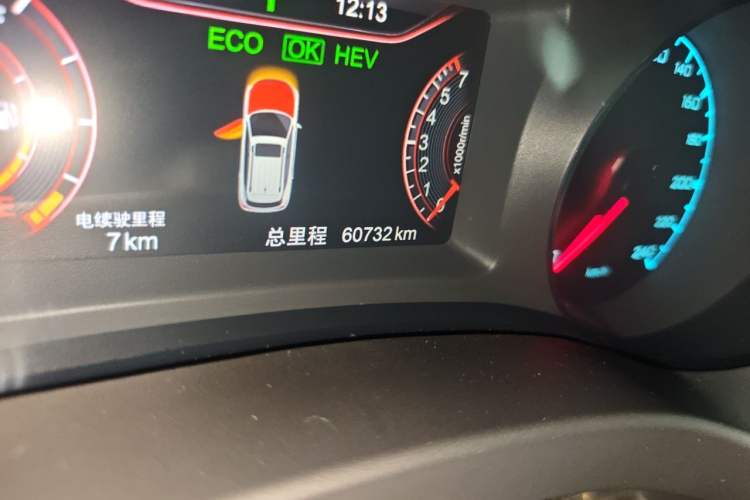 Used BYD Song New Energy 2017 Song DM 1.5TID All-Wheel Drive Luxury Model Odometer Close Up