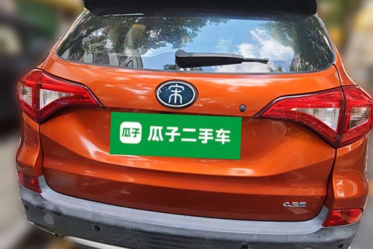 Used BYD Song New Energy 2017 Song DM 1.5TID All-Wheel Drive Luxury Model Rear