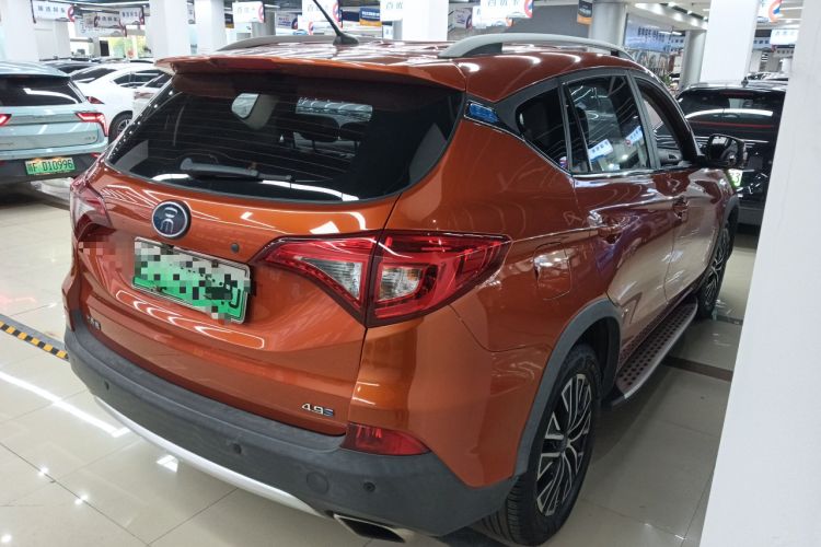 Used BYD Song New Energy 2017 Song DM 1.5TID All-Wheel Drive Luxury Model Rear Right 45 Deg
