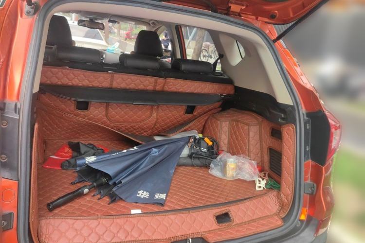Used BYD Song New Energy 2017 Song DM 1.5TID All-Wheel Drive Luxury Model Trunk