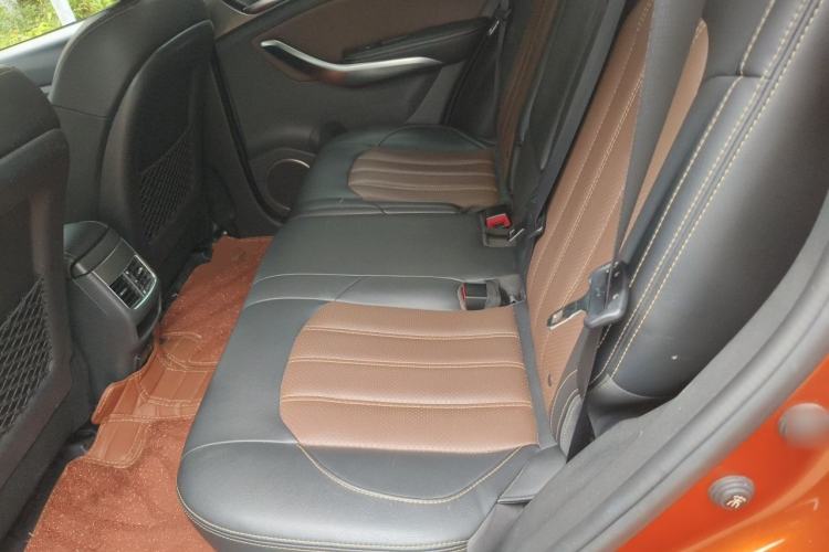 Used BYD Song New Energy 2017 Song DM 1.5TID All-Wheel Drive Luxury Model Left Rear Seat