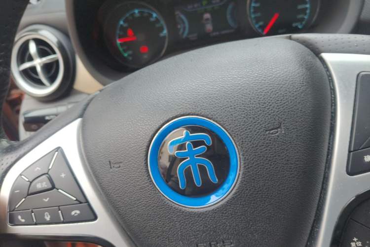 Used BYD Song New Energy 2017 Song DM 1.5TID All-Wheel Drive Luxury Model Vehicle Key