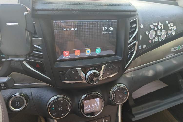 Used BYD Song New Energy 2017 Song DM 1.5TID All-Wheel Drive Luxury Model Audio And AC Panel