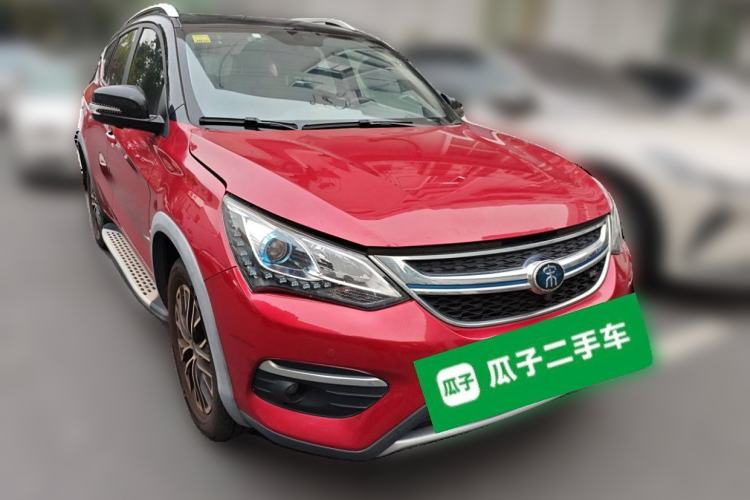 Used BYD Song New Energy 2017 Song DM 1.5TID All-Wheel Drive Luxury Model Exterior 2