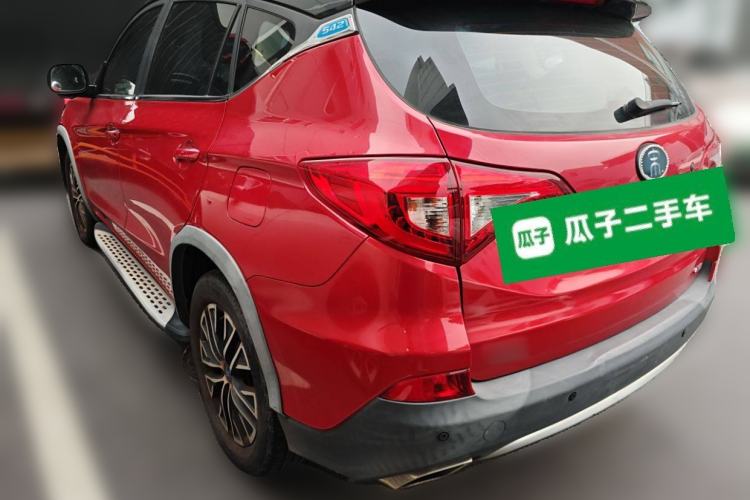 Used BYD Song New Energy 2017 Song DM 1.5TID All-Wheel Drive Luxury Model Exterior 3