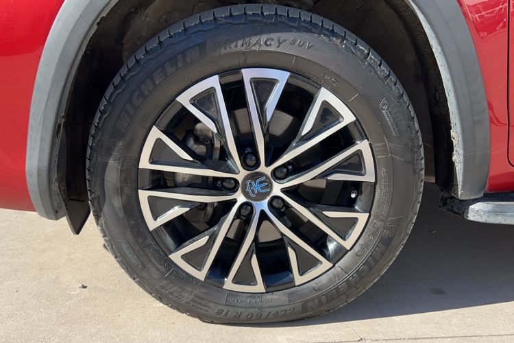 Used BYD Song New Energy 2017 Song DM 1.5TID All-Wheel Drive Luxury Model Left Front Wheel Hub