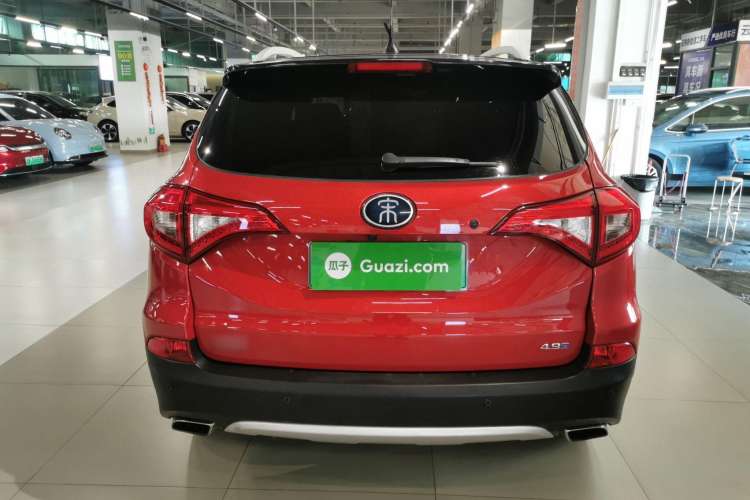 Used BYD Song New Energy 2017 Song DM 1.5TID All-Wheel Drive Luxury Model Rear