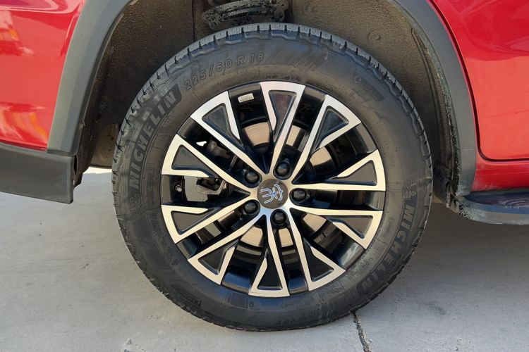 Used BYD Song New Energy 2017 Song DM 1.5TID All-Wheel Drive Luxury Model Right Rear Wheel Hub