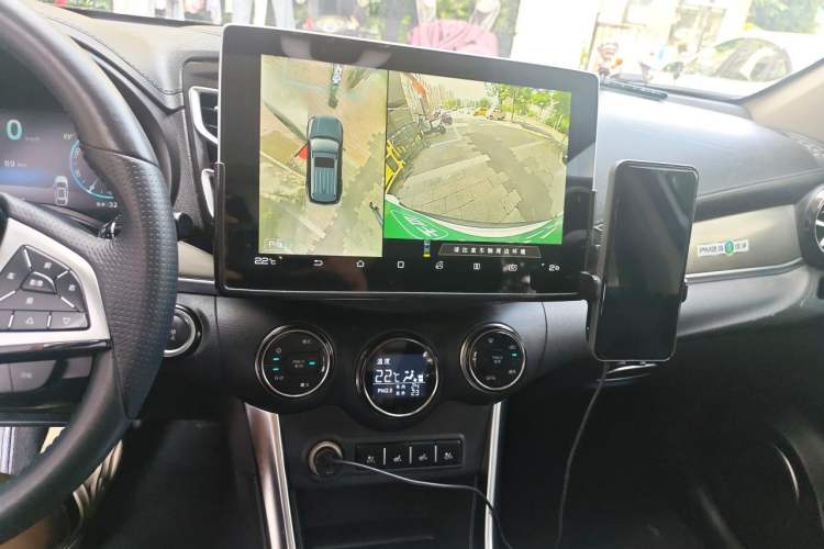 Used BYD Song New Energy 2017 Song DM 1.5TID All-Wheel Drive Luxury Model Audio And AC Panel