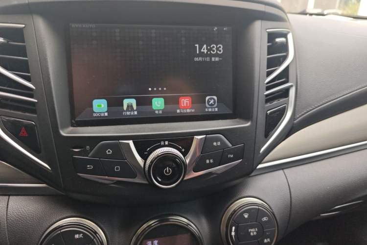 Used BYD Song New Energy 2017 Song DM 1.5TID All-Wheel Drive Luxury Model Audio And AC Panel