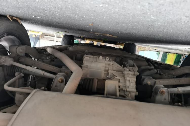 Used BYD Song New Energy 2017 Song DM 1.5TID All-Wheel Drive Luxury Model Chassis Rear