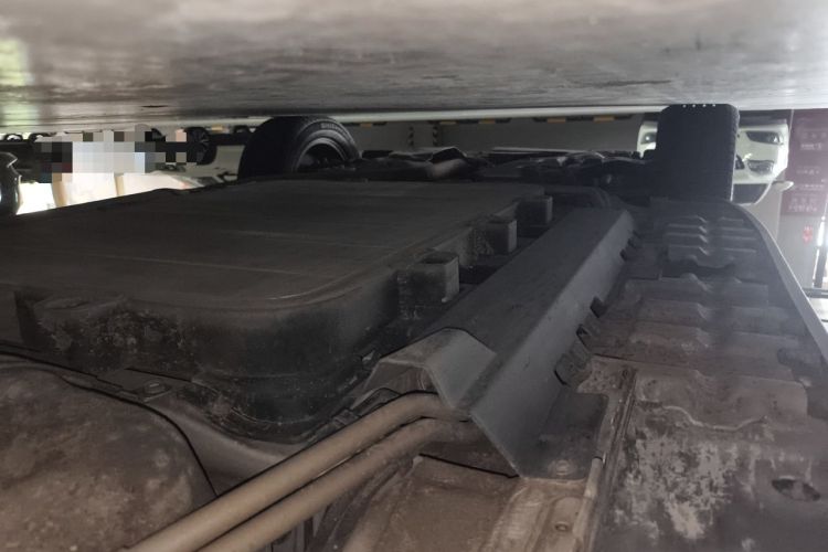 Used BYD Song New Energy 2017 Song DM 1.5TID All-Wheel Drive Luxury Model Chassis Rear Left
