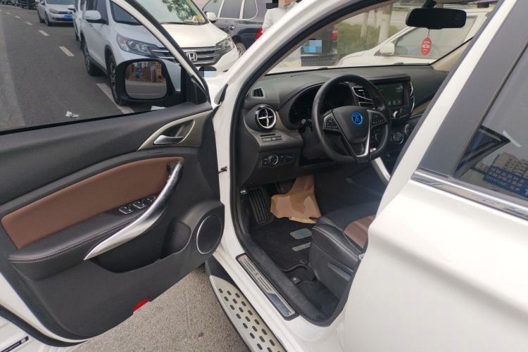 Used BYD Song New Energy 2017 Song DM 1.5TID All-Wheel Drive Luxury Model Driver Seat