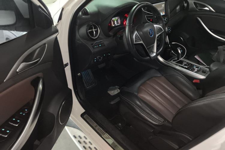 Used BYD Song New Energy 2017 Song DM 1.5TID All-Wheel Drive Luxury Model Driver Seat