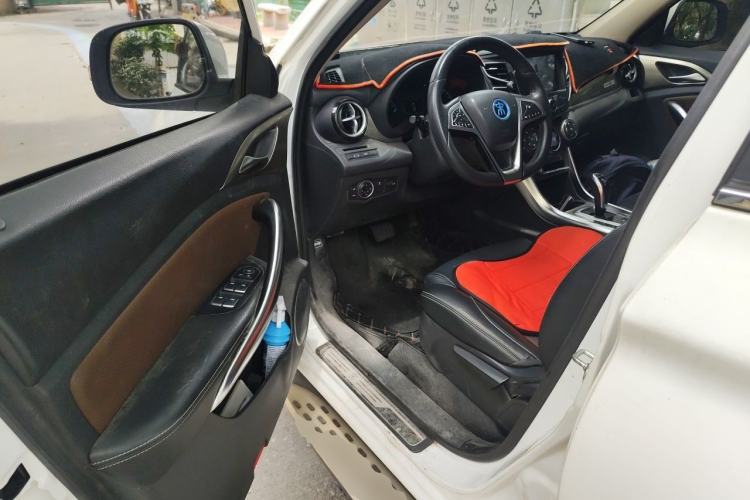 Used BYD Song New Energy 2017 Song DM 1.5TID All-Wheel Drive Luxury Model Driver Seat