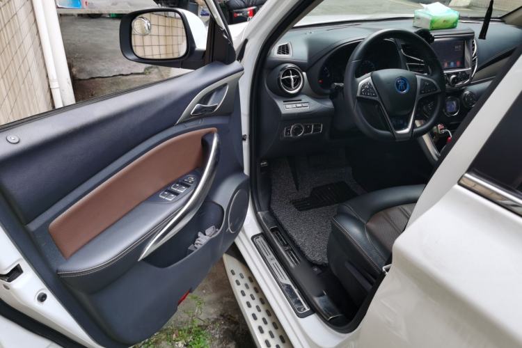 Used BYD Song New Energy 2017 Song DM 1.5TID All-Wheel Drive Luxury Model Driver Seat