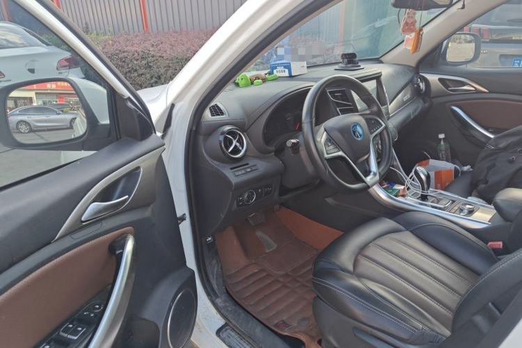 Used BYD Song New Energy 2017 Song DM 1.5TID All-Wheel Drive Luxury Model Driver Seat