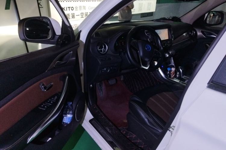 Used BYD Song New Energy 2017 Song DM 1.5TID All-Wheel Drive Prestige Model Driver Seat