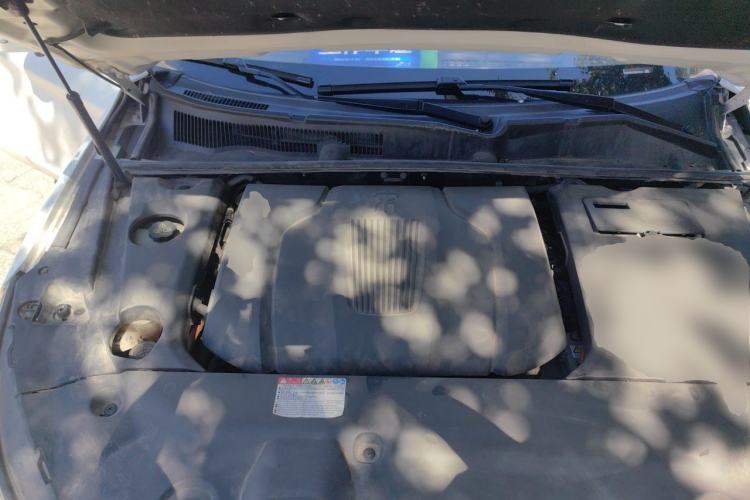 Used BYD Song New Energy 2017 Song DM 1.5TID All-Wheel Drive Luxury Model Engine Bay