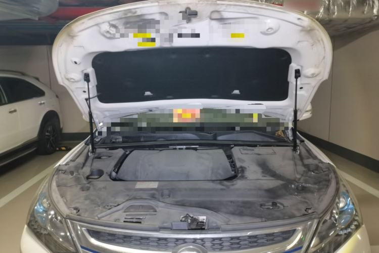 Used BYD Song New Energy 2017 Song DM 1.5TID All-Wheel Drive Luxury Model Engine Bay