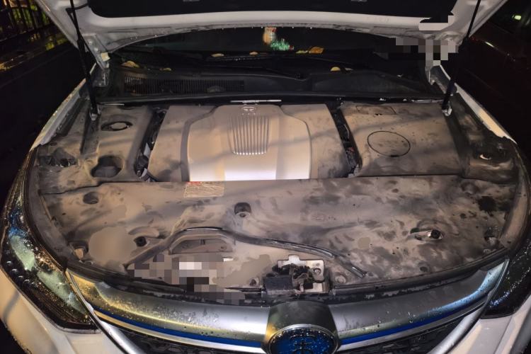 Used BYD Song New Energy 2017 Song DM 1.5TID All-Wheel Drive Prestige Model Engine Bay
