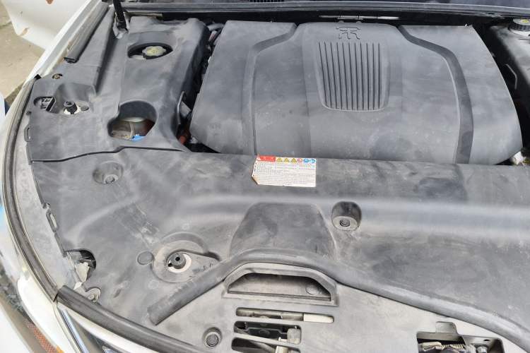 Used BYD Song New Energy 2017 Song DM 1.5TID All-Wheel Drive Prestige Model Engine Bay Right
