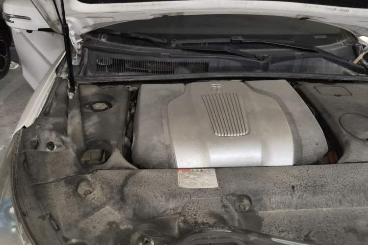 Used BYD Song New Energy 2017 Song DM 1.5TID All-Wheel Drive Prestige Model Engine Bay Right