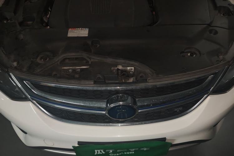 Used BYD Song New Energy 2017 Song DM 1.5TID All-Wheel Drive Luxury Model Engine Bay