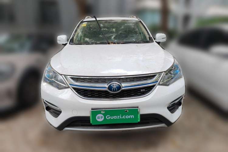 Used BYD Song New Energy 2017 Song DM 1.5TID All-Wheel Drive Luxury Model Front